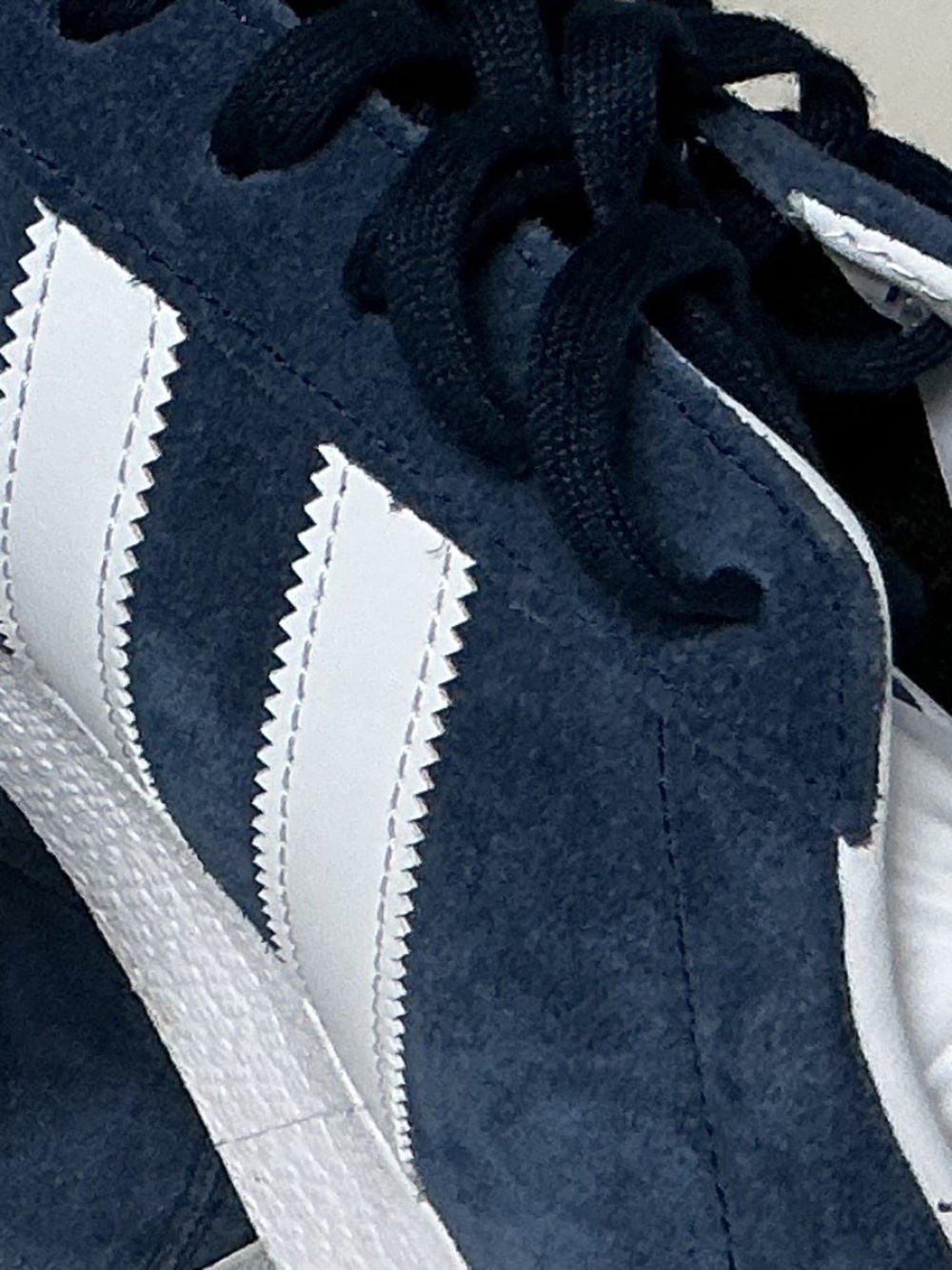 Adidas Gazelle Shoes Men’s Size 11 Blue Suede Low Top Casual Sneakers - Picture 7 of 7